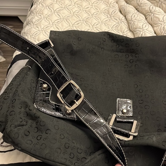 NWOT GUESS WORK / TRAVEL BAG !!! 🔥🔥🔥🔥🔥 - Picture 13 of 14